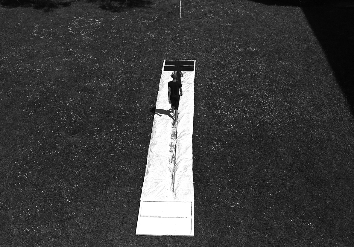 4_2005_walking_2