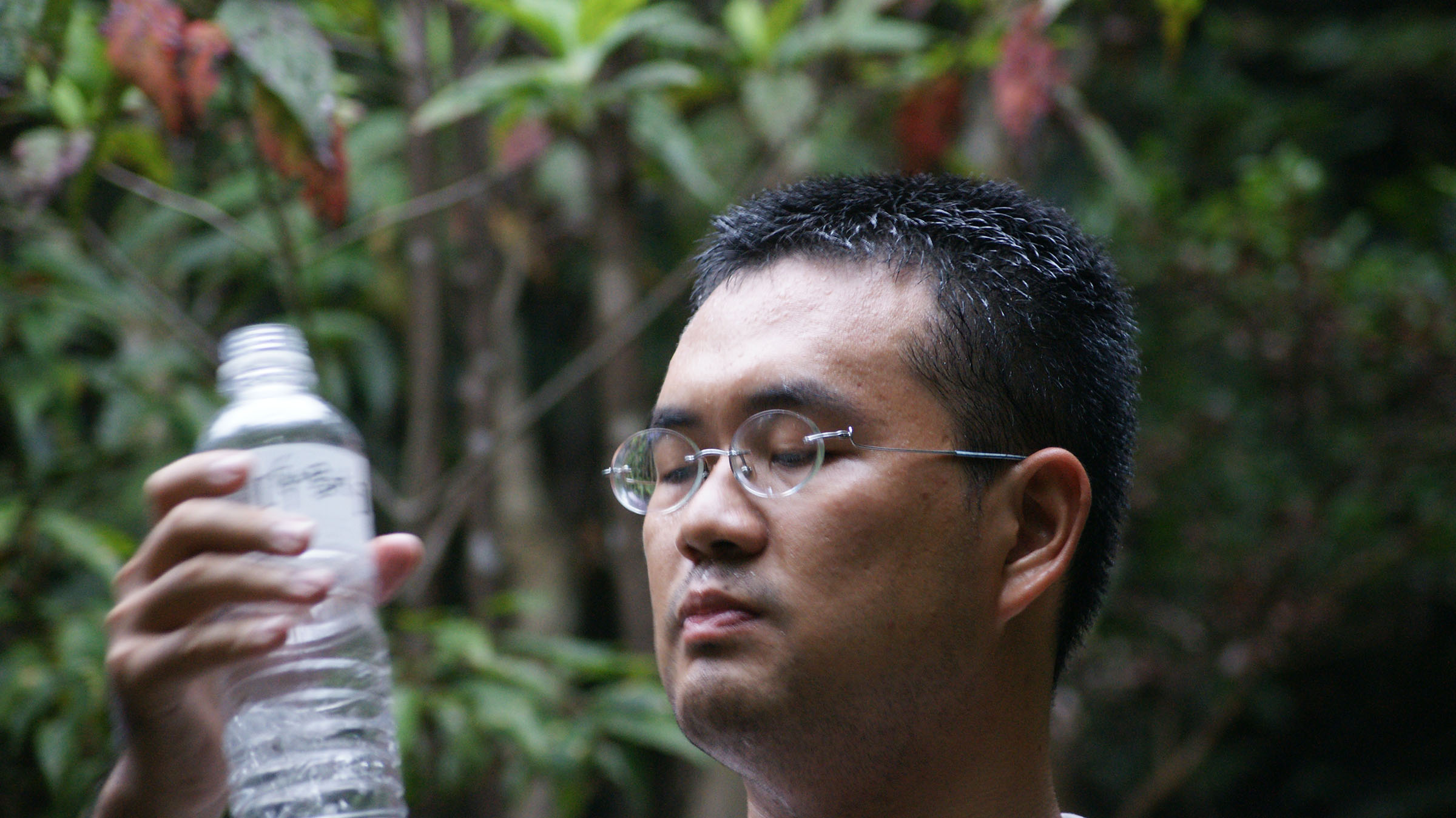 CKC-HCDBW-01陳冠彰-如何正確的喝一罐水-01s