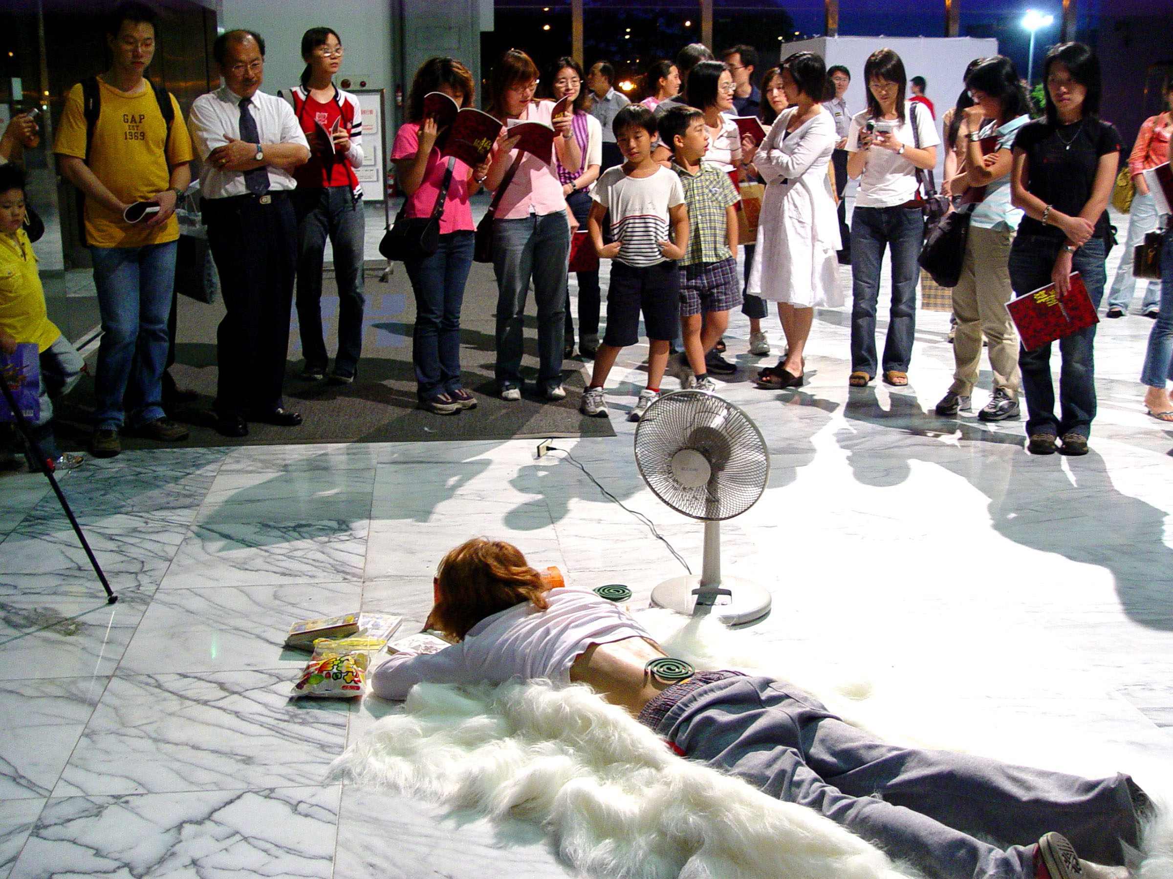 CSC-NH-2鄭詩雋-萬物靜觀-2s