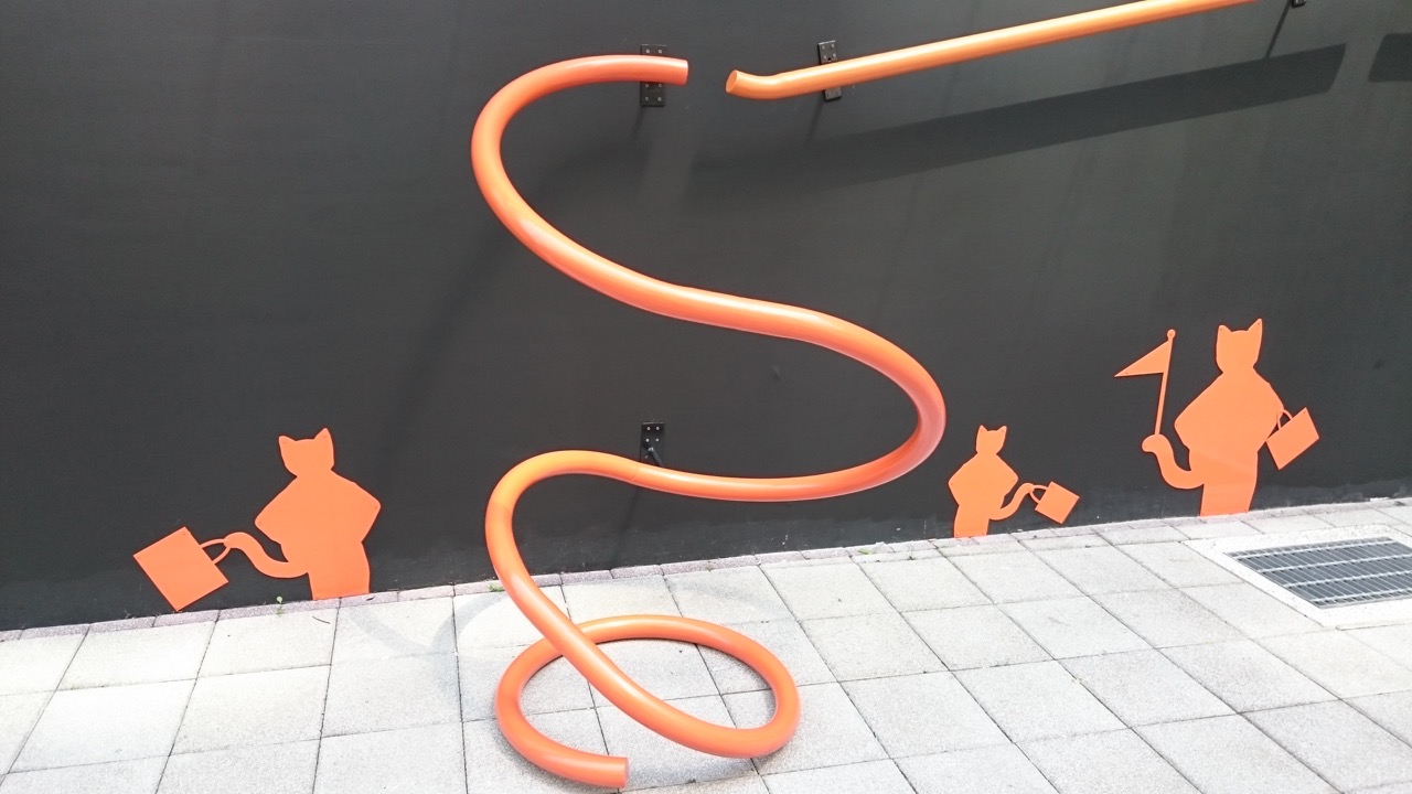 連外星人嘛愛小西門