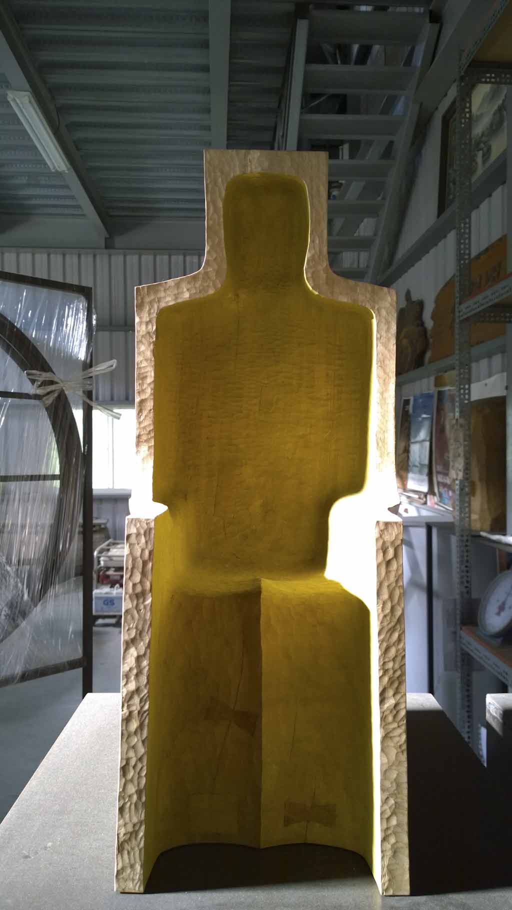 2013-自刻像065-樟木-680x260x350mm-1