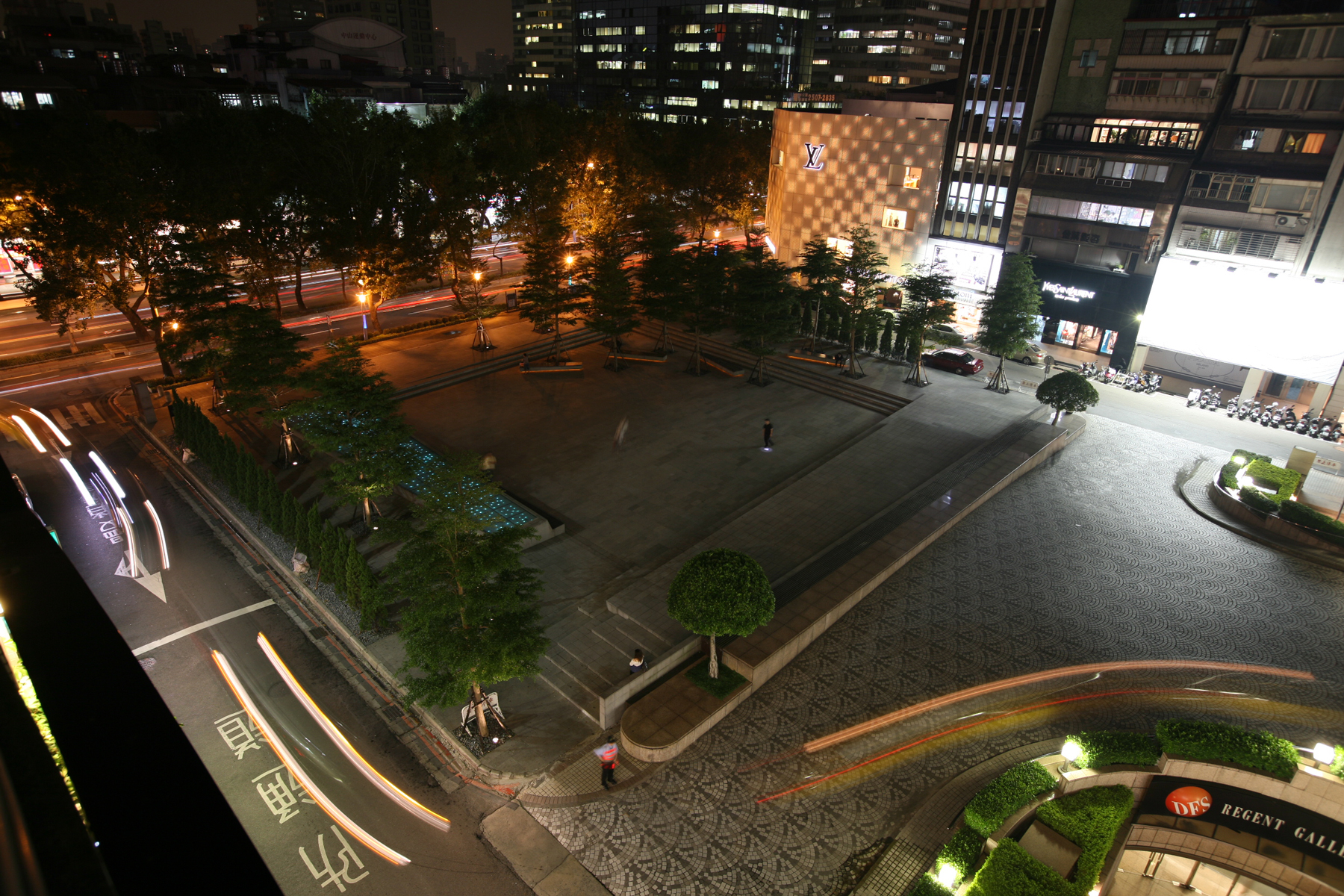 20081029_Square_06