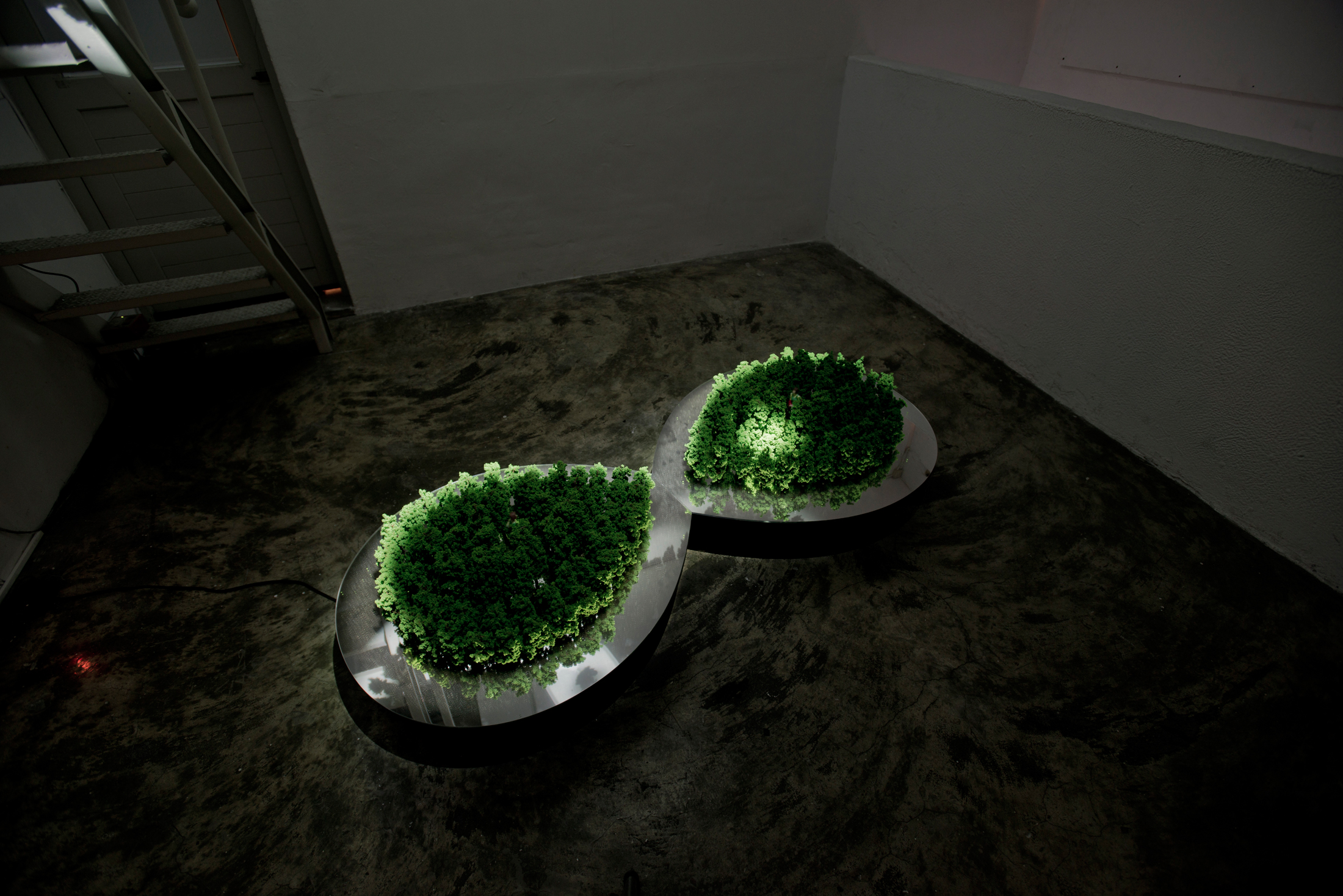 Mini-Worlds-The-Infinite_01