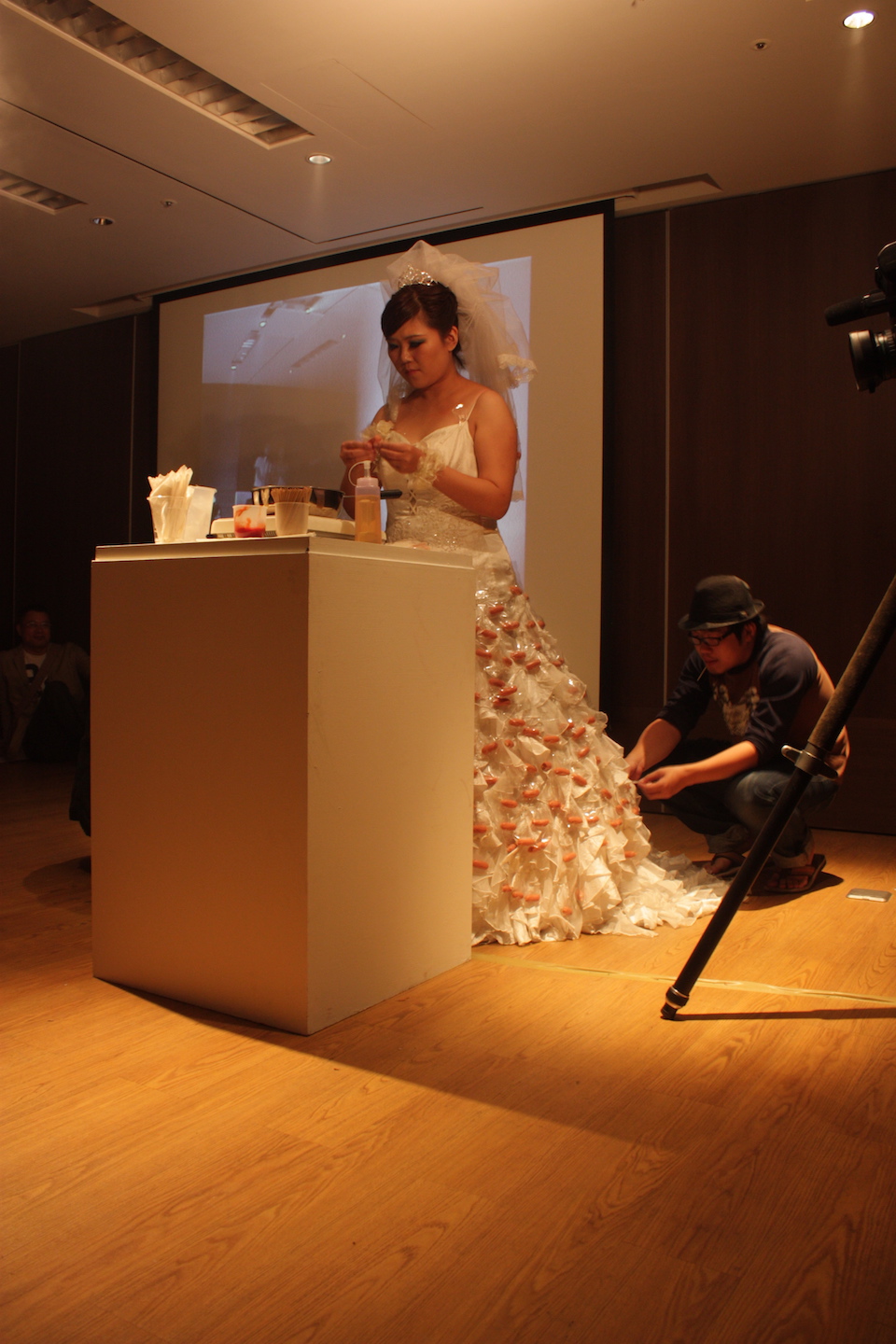 YCI-LFD-12宇中怡-香妄相望-12