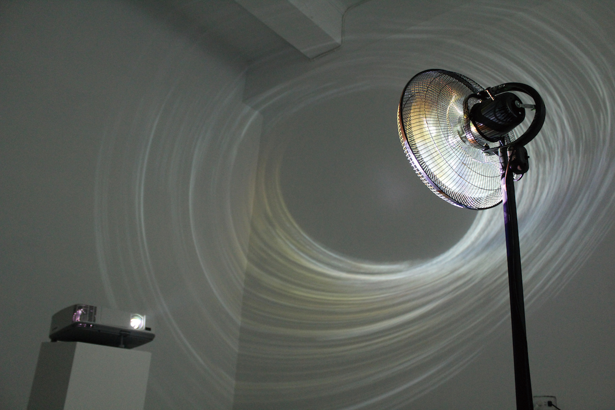 02_Please-blow-me-away-to-a-deserted-sky-2011_Mia-Wen-Hsuan-Liu.jpg