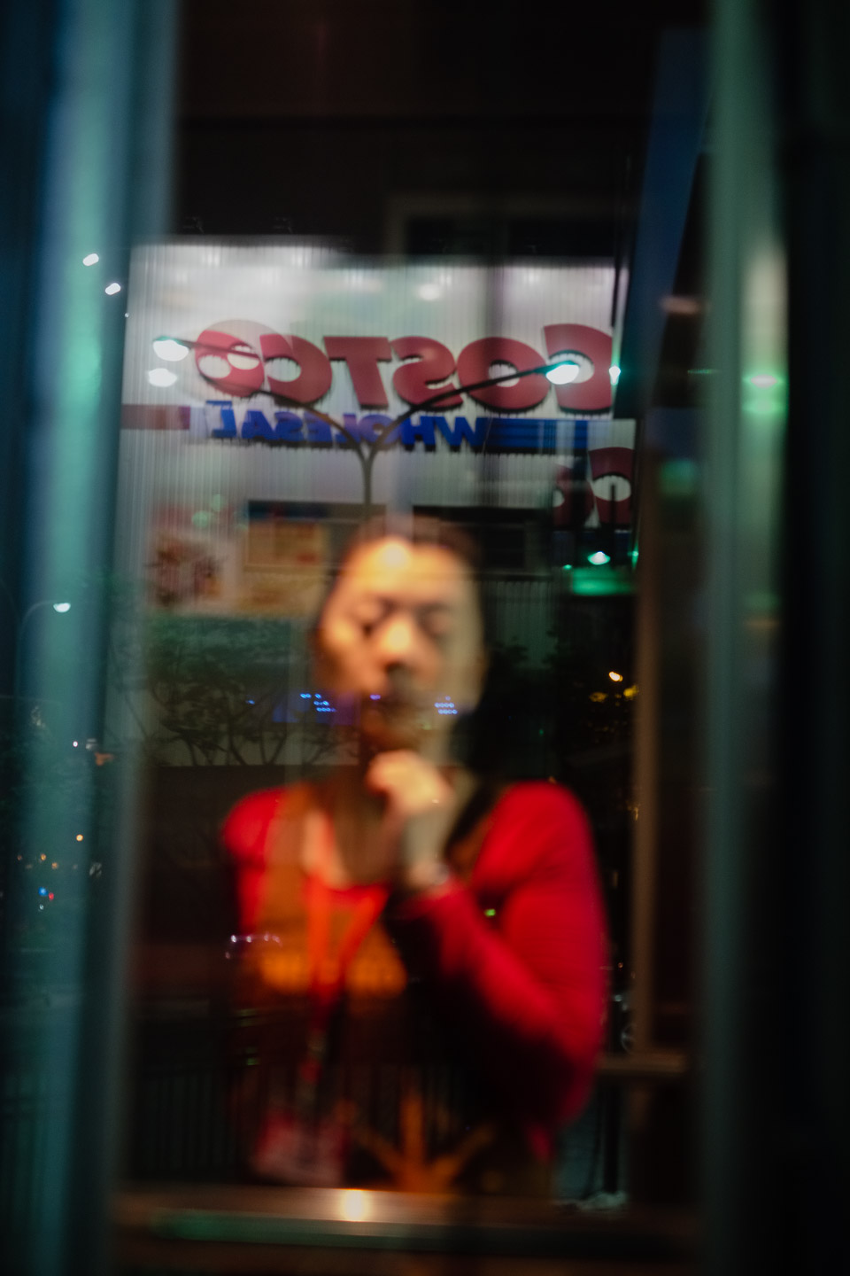 Listening_to_The_Dark-05