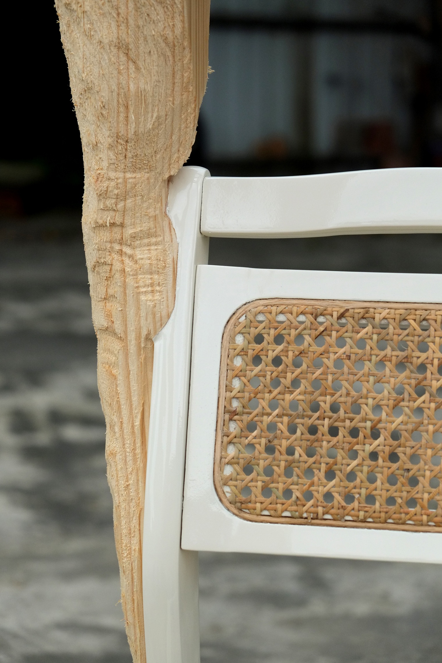 2013_我那在椅子上的房子_1_Thats-my-house-above-the-chair_1_007_2400