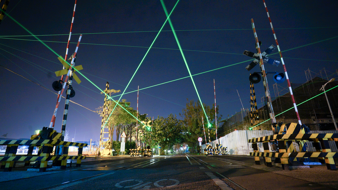 2015-the-path-of-light-3_orig