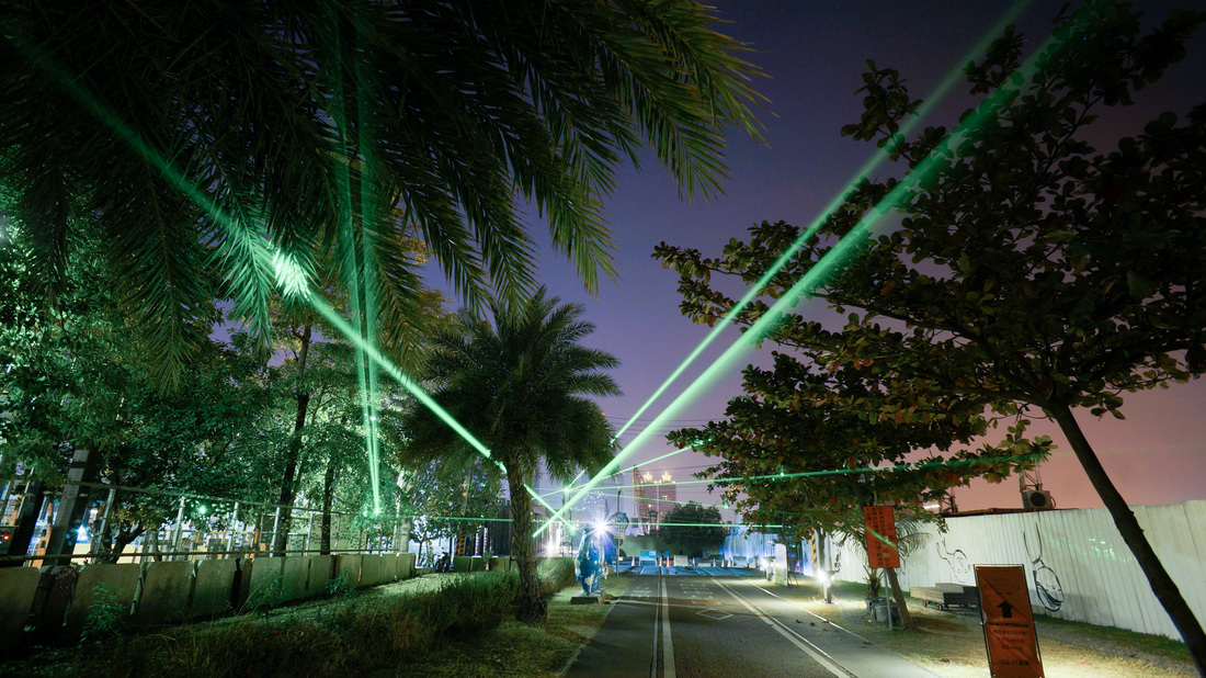 2015-the-path-of-light-5_orig