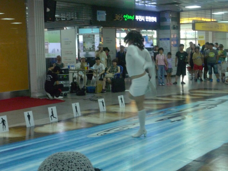799px-L1040605