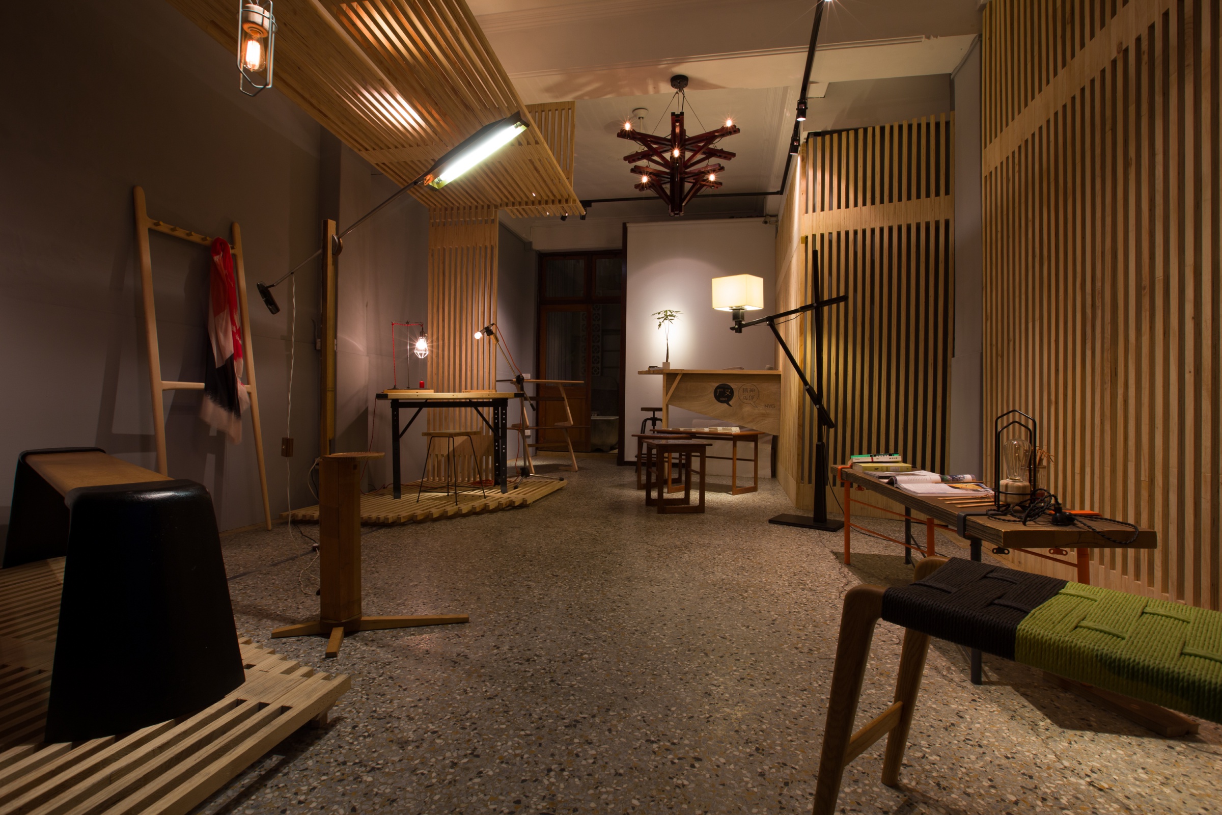 《Howl-Store-當代傢俱店》-6