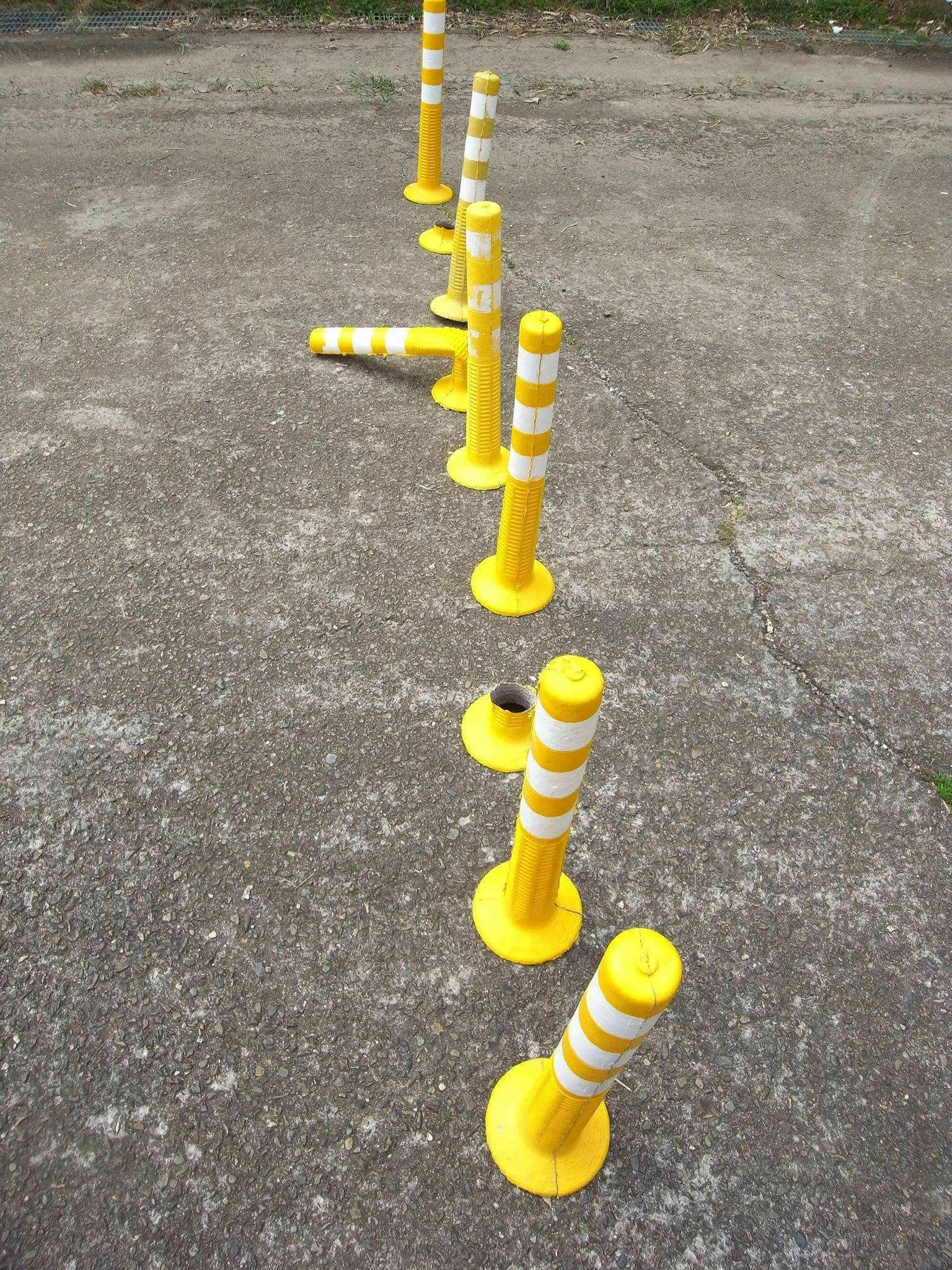 02防撞桿