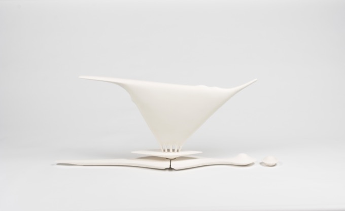 26_太空島3_110x21x52cm_ceramics_2014