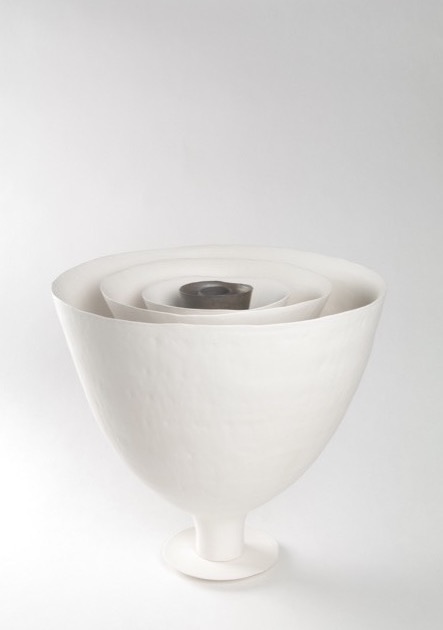 4_器1_38x38x36cm_陶瓷_2011-4