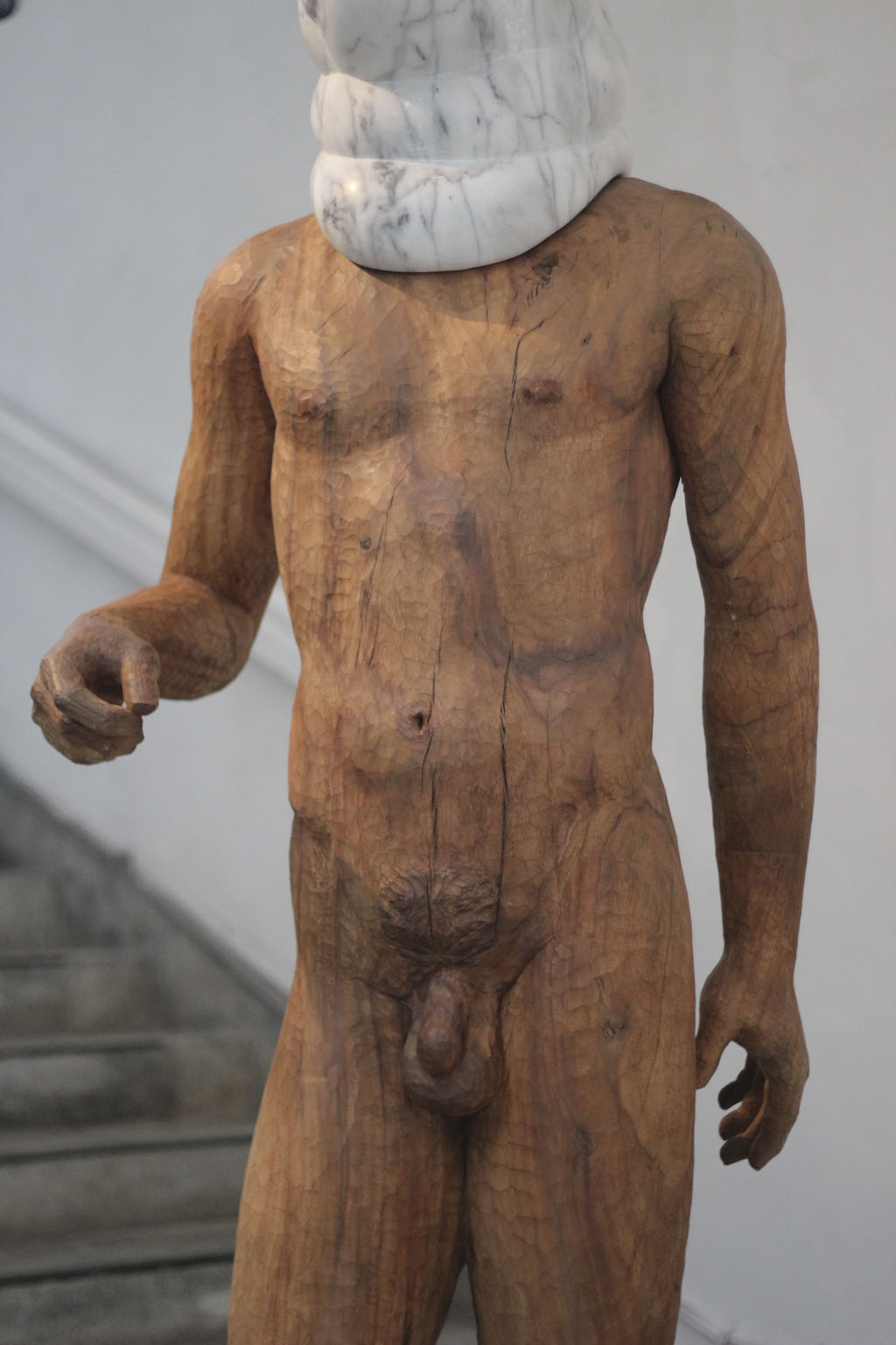 戴鯨面具的男人