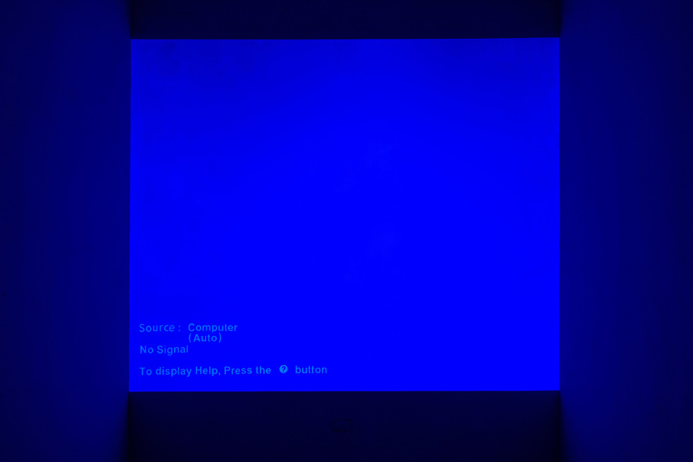 blank-screen-1_1000