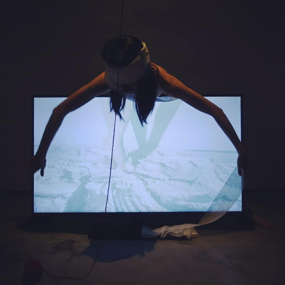 剪彩1