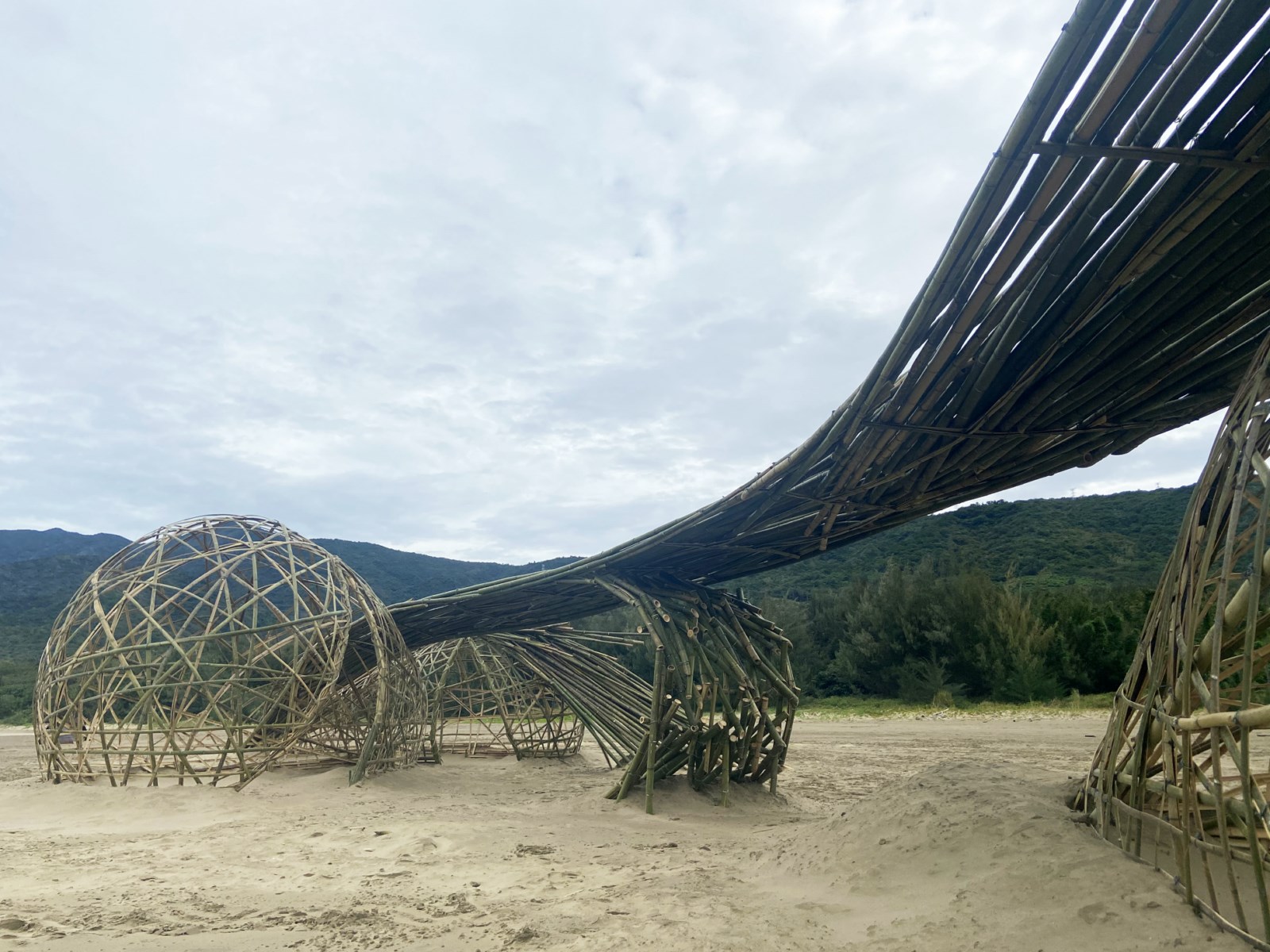 2020-11-The-Dream-Land-of-Wind03-1600x1200-1