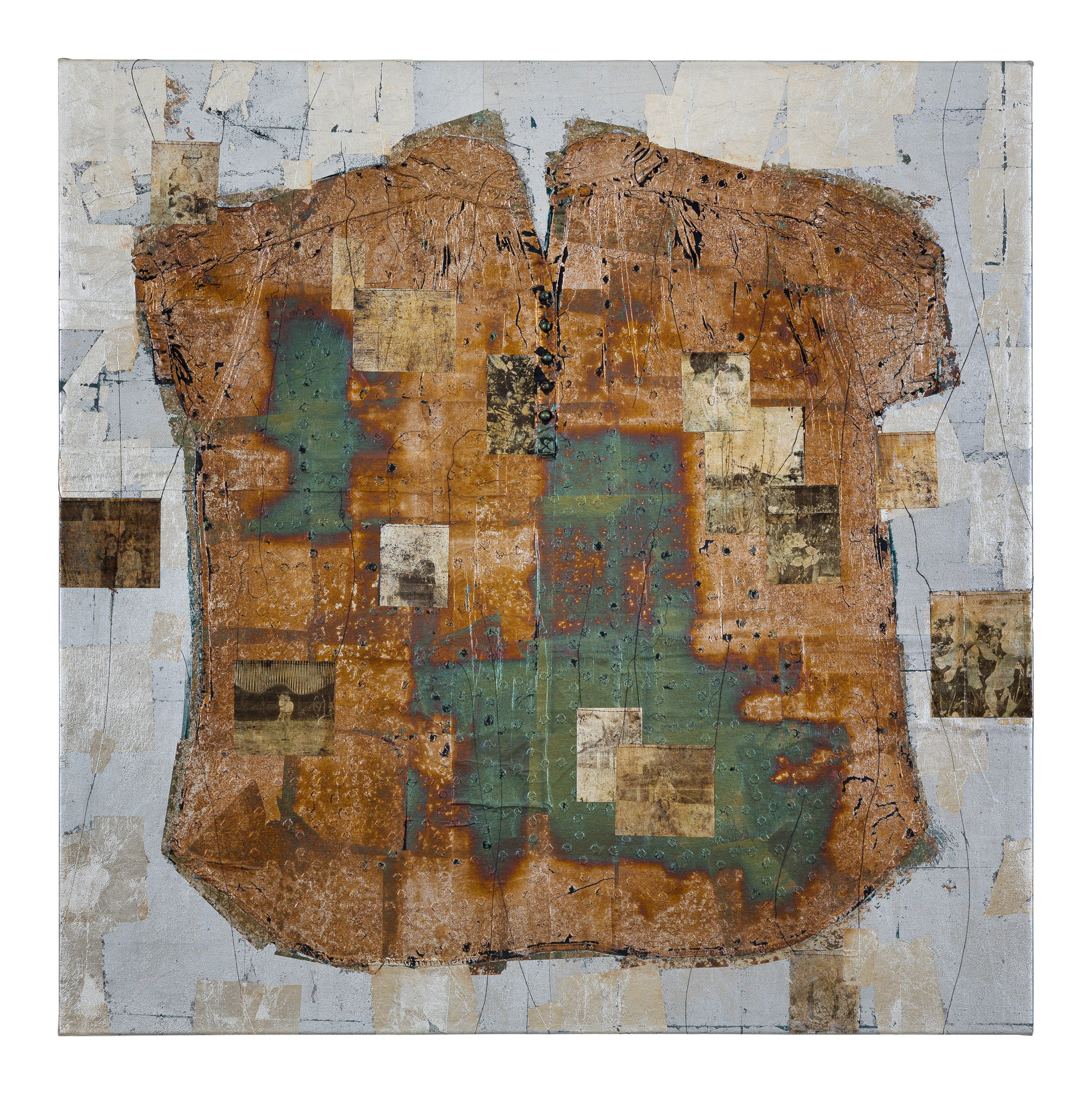 備忘錄2-Memo2-100x100cm-銀箔、胚布、線、衣物、複合媒材-silver-leaf、greige、thread、clothes、mixed-media-2019