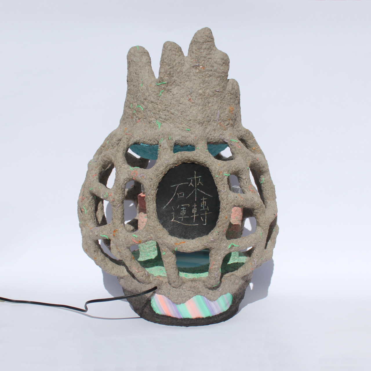 石來運轉2-§-2021-§-紙漿、綜合媒材-§-35-x-42-x-60-cm-