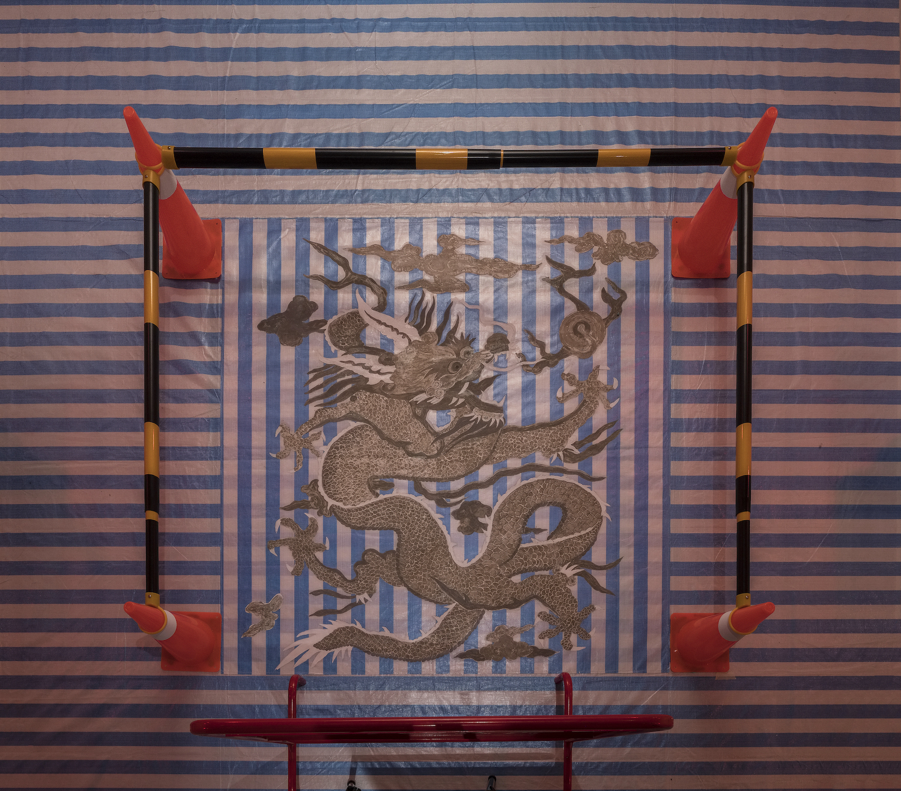 《供帝居》Gong-Di-Ju-2017，複合媒材裝置-，尺寸依場地而定-展場6-1