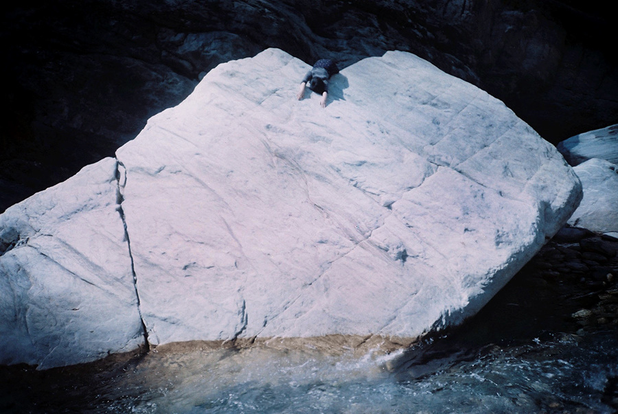 Iceberg_2_900_900