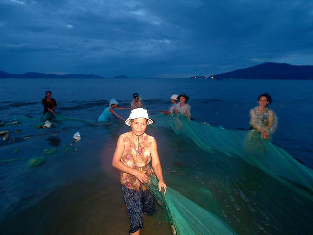 living_in_the_ocean_01